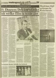 'Voor alles moet het met de theaters goed gaan' O. Douwes Dekker maakt uit wèlke film u wáár ziet door PETER SLAVENBURG in Het vrĳe volk : democratisch-socialistisch dagblad