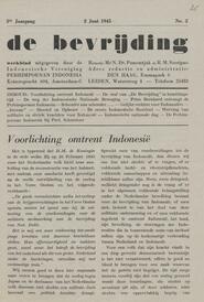 Voorlichting omtrent Indonesië in De bevrĳding : weekblad uitgegeven door de Indonesische Vereniging Perhimpoenan Indonesia