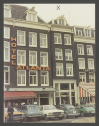 Amsterdam: Rembrandtplein 6, voormalige Botermarkt waar Multatuli in 1860 een kamer bewoonde