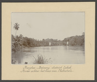 Rangkas-Betoeng: rivier achter het huis van Multatuli